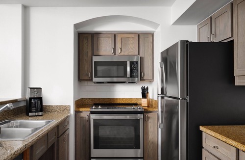 Palm Beach Shores Apartment | Marriott's Ocean Pointe