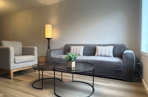 Airdrie House | Marvelous Newly Built Three-Level Townhome in Airdrie
