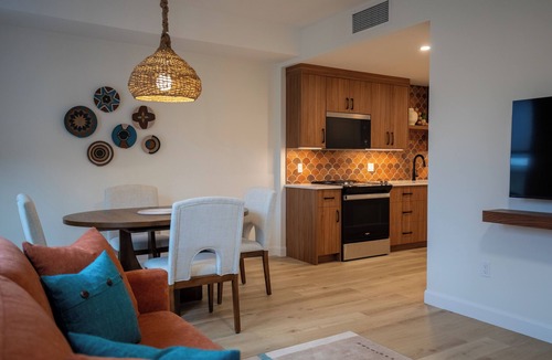 Regional District of Nanaimo Apartment | Mediterranean Suite 201A - The Agora a Boutique Hotel