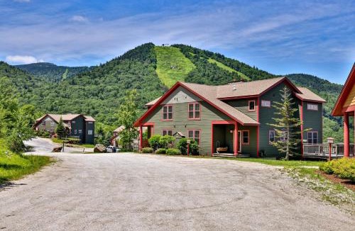 Killington House | Meyer Chalet de Esqui - Ski-In, Ski-Out 4BR Bear Mtn Retreat with Pool & Fireplace