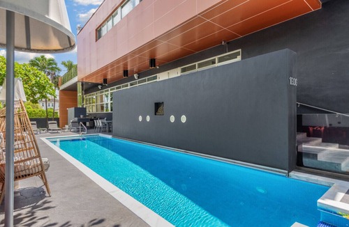 Northeast Coconut Grove House | Miami Getaway Villa | Villa Nova