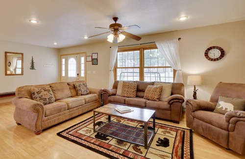 Hill City House | Mickelson Trail Access! Black Hills Group Lodge