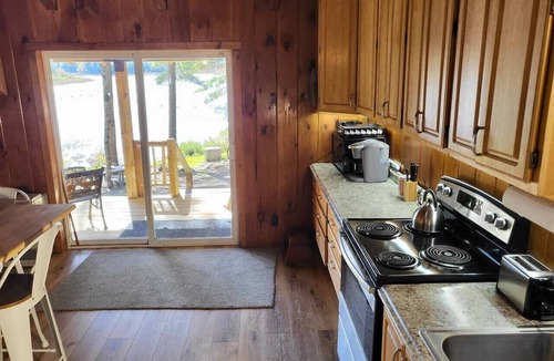 New Vineyard Cabin | Mill Pond Waterfront Cabin On The Way To Sugarloaf