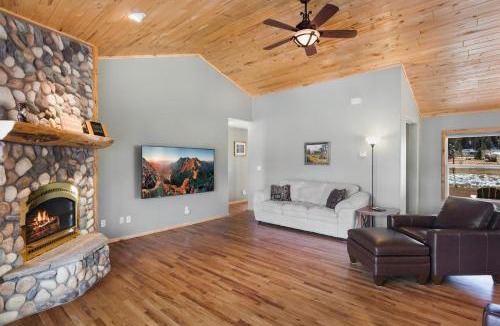 South Fork House | Million Mountain Retreat in South Fork, CO