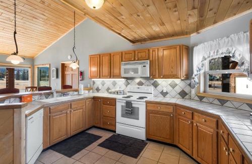 South Fork House | Million Mountain Retreat in South Fork, CO