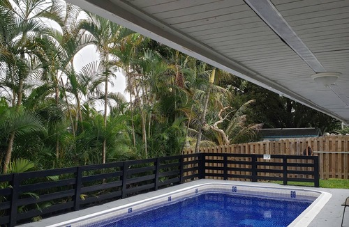 Davie House | Mins away from Hard Rock Casino 3/2 W/pool& Gameroom FLL/MIA