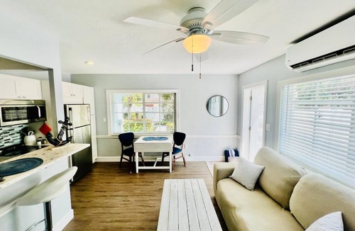 Parrot Cove Apartment | Modern 1 bedroom villa just five minutes to the beach!