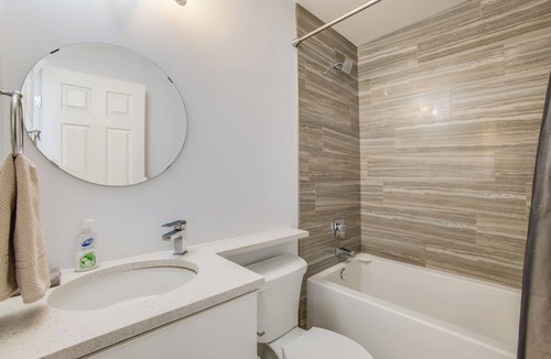 Central Okanagan Cottage | Modern 2 bedroom and Loft
