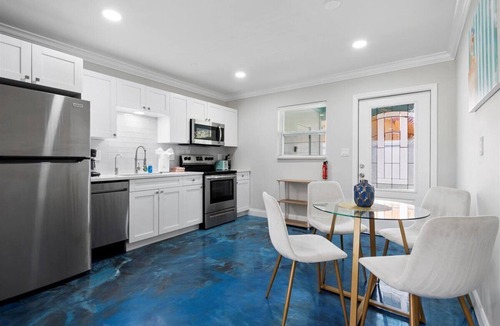 Poiciana Park II House | Modern 2BR/Hot Tub/Pergola Games