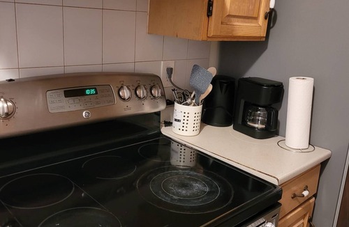 Northeast Edmonton Apartment | Modern 2BR Near Downtown & Expo Centre