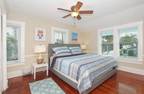 Southside House | Modern 3BR, Pet-Friendly, WiFi, Washer & Dryer