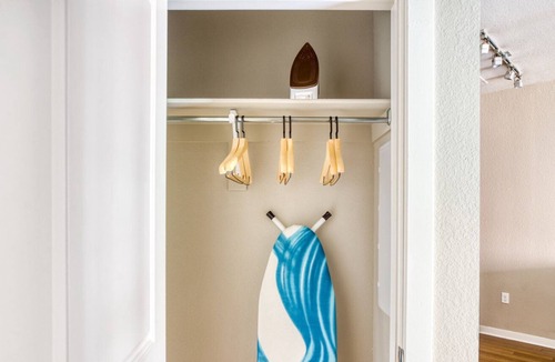 LoDo Apartment | Modern Alara Union 1BR w/ Pool, Gym & BBQ, near Union Station, by Blueground