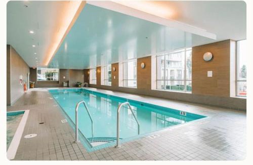 Renfrew-Collingwood Apartment | Modern, central Vancouver suite