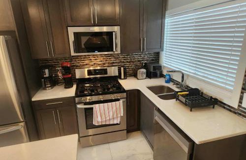 Northeast Edmonton Apartment | Modern Family Home with guest heat garage, Pet-Friendly!- NO BASEMENT