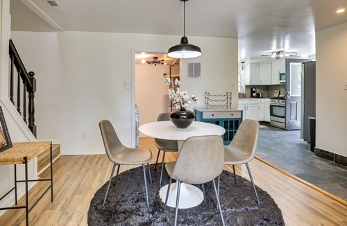 Northfield Cottage | Modern Northfield Cottage w/Yard!