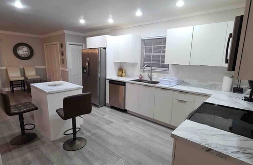 Pompano Beach House | Modern Paradise! Near Restaurants-Shopping-Beaches