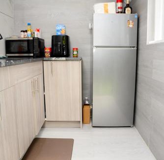 North Lauderdale House | Modern Private Studio w-Kitchen-Near Beach N-Dining FIFA World Cup Ready