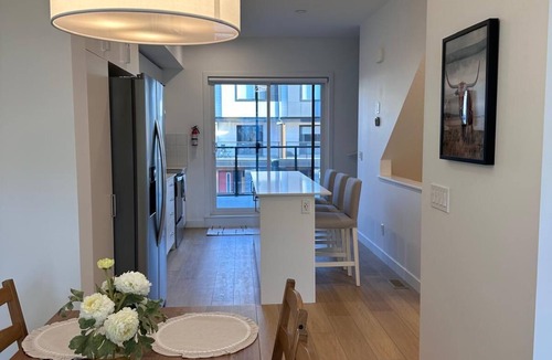 Calgary House | Modern & Spacious 2BR 2BA Home 1HR from Rockies in Calgary