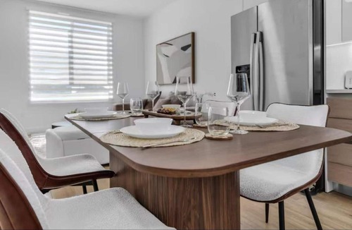 East Little Havana Apartment | Modern Stay Near Beach 2 bedrooms and 2 bathrroms #207