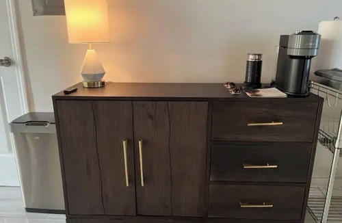 Boynton Beach Apartment | Modern Studio 5mins from Beach and Downtown Delray