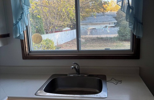 Northwest Edmonton House | Monthly Rentals