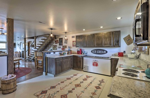 Montrose Cabin | Montrose Barndominium on 7 Acres with Views!