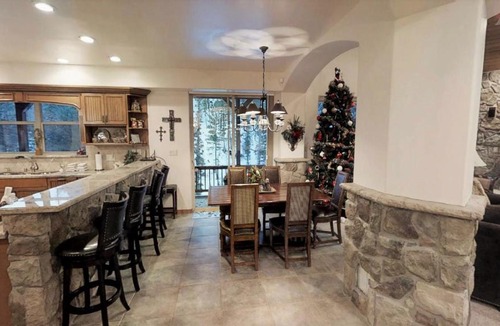 Red River House | Moon River