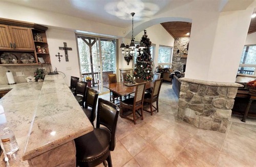 Red River House | Moon River
