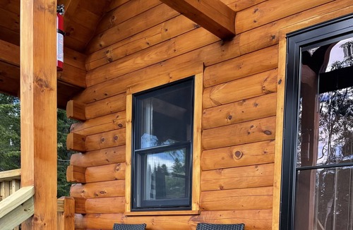 Pittsburg Cabin | Moose Alley Cabin On The Rocks in Pittsburg New Hampshire. New for 2022
