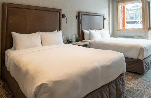 Banff Hotel | Moose Hotel and Suites