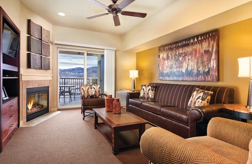Grand Elk Ranch House | Moose viewing capital of Colorado!