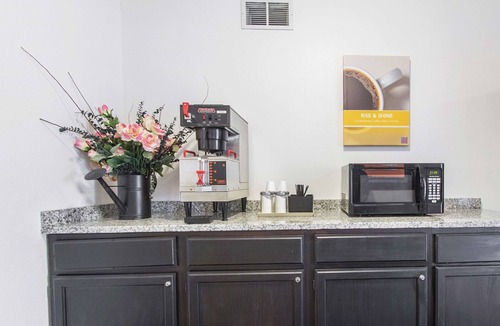 Streetsboro Hotel | Motel 6 Streetsboro, OH
