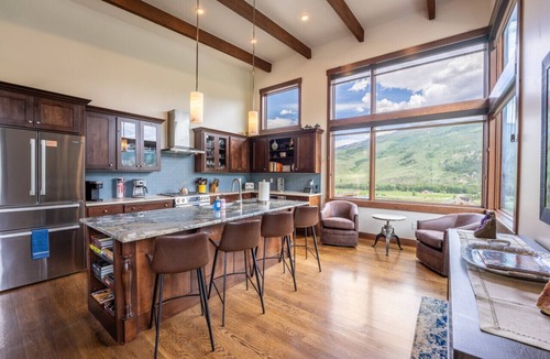 Silverthorne House | Mountain Escape | Resort Amenities | Summit Sky Ranch | 3 King Primary Bedroom`s