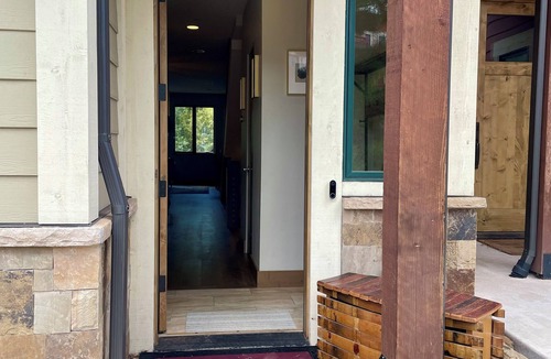 Carbondale House | Mountain Luxe Retreat - Mt. Sopris Sunsets