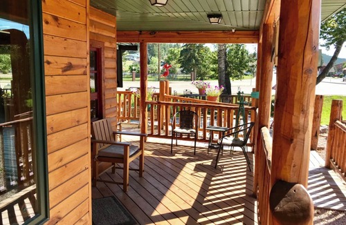 Hill City Cabin | Mountain Peaks Inn, OLD BALDY MTN SUITE, Downtown Hill City