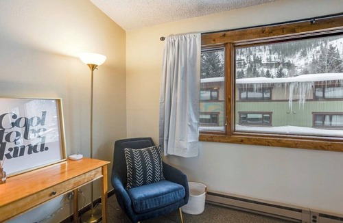 Intermountain Condo | Mountain Retreat Townhome on Bus Route with a Private Deck & Covered Parking