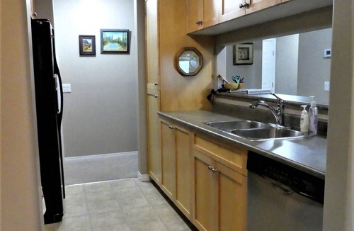 East Kootenay Condo | Mountain View Condo, 7+ Night Disc%, 2 Balconies, 2 King BR, 2 Bath-Pool/Hot Tub