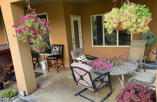 Okanagan-Similkameen House | Mountain view, beautiful walk out suite overlooking a park and creek. 3bedrooms.