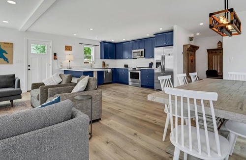Bristol House | Mountain view by Newfound Lake by RedAwning