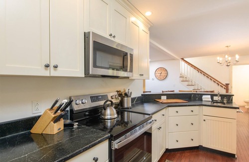 Stratton and Bromley Ski Areas House | Mountain View Retreat