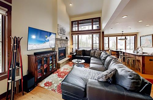 Winter Park House | Mountain Villa 301 Next To Resort I Private Hot Tub I Great Views I Activity Program