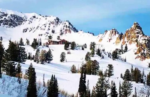Washington Terrace House | MountainValley vacation home in Ogden