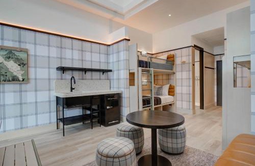 Banff Hotel | Moxy Banff