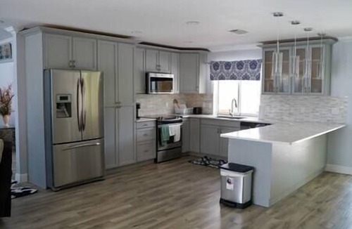 Florida Gardens House | Mt Irvine Resort-Pool home/Close Beach/Equestrian