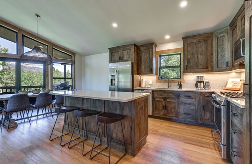 Silverthorne House | Mtn Modern Home w/Views, Private Hot Tub + Fantastic Location