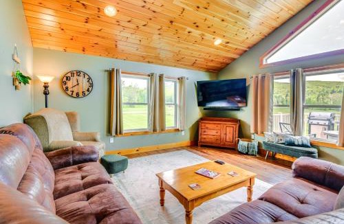 Montgomery Center House | Mtn-View Home 6 Mi to Jay Peak Resort: Fish & Hike