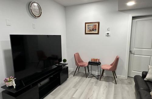 Northeast Edmonton Apartment | Muaysh Cozy Family suite - Londonderry Mall