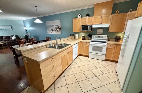 Sicamous Condo | Narrows Condo - Unit A204