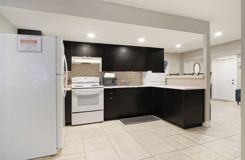 Fort Pierce House | Nautical Oasis w/Arcade close to Beach+Town. Pet Friendly w/Free RV/Boat Storage