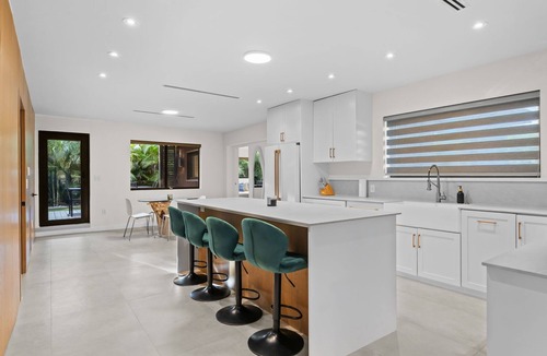 Golden Glades House | Neon Palms Estate-Pool-Pickleball Court